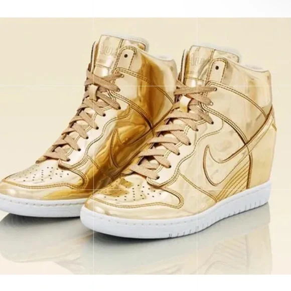 Nike Women's Gold High-Top Sneakers Dunk Sky Hi "Liquid Metal" - Picture 1 of 13